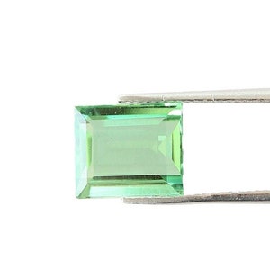 Natural Tourmaline, 3 carat , 8x7mm Baguettes Faceted Light Green Loose Gemstone, Natural Gemstone For Jewelry Making.