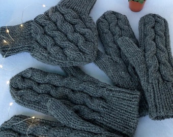 Set di 5 guanti grigi per coppie, guanti completi per tenersi per mano con paia per lui e per lei, guanti per innamorati lavorati a mano, set regalo invernale completo