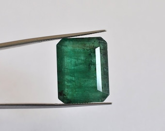 4 Carat Natural Zambian Emerald, Faceted and Polished, Ring Size, Emerald Shape, Jewelry Use, For Girls and Boys, Men and Women, Birthstone