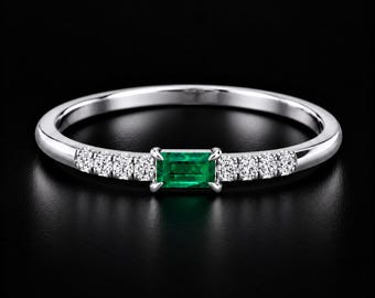 925 Sterling Silver Baguette Natural Emerald Ring, Moissanite Accents Band, Rectangle Cut Gemstone, Engagement Ring, Birthstone Gift