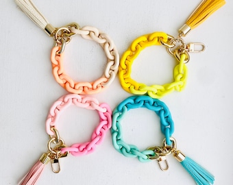4PCS Leather Wristlet Keychain Bracelet Bangle Round Key Ring Large Circle Tassel Key Chain Bracelet Holder for Women Girls 4PCS Leather Wristlet Keychain Bracelet Bangle Round Key Ring Large Circle Tassel Key Chain Bracelet Holder for Women Girls