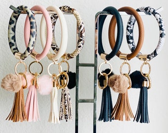 4PCS Leather Wristlet Keychain Bracelet Bangle Round Key Ring Large Circle Tassel Key Chain Bracelet Holder for Women Girls 4PCS Leather Wristlet Keychain Bracelet Bangle Round Key Ring Large Circle Tassel Key Chain Bracelet Holder for Women Girls