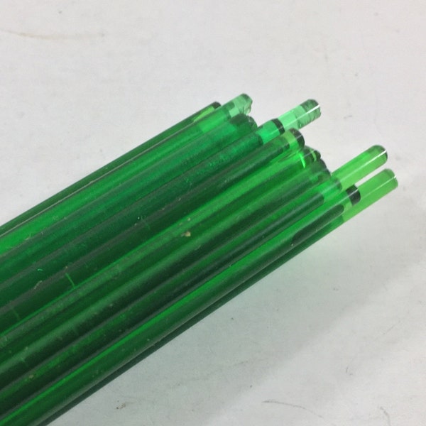 Transparent Dark  EMERALD GREEN stringer Murano glass 2-3mm Effetre Moretti glass rods COE 104. Sold per 0.25 pound