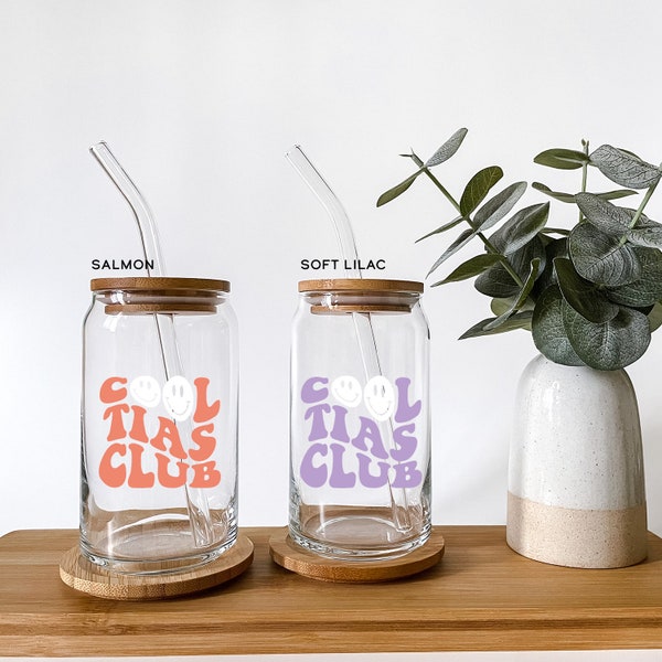 Cool Tias Club Iced Glass Coffee Cup | Cup with Bamboo Lid and Straw | Birthday Gift | Cool Tia Gift | Spanish Language Gift