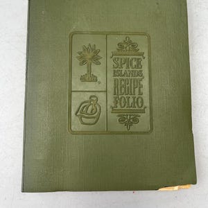 Vintage Spice Island Recipe Folio – Fair Condition – Includes 1960s Florida Fish Recipes Booklet & Handwritten Additions