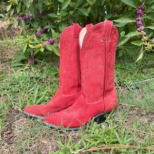 Red Suede Code West Cowgirl Boots size 5.5 (US)