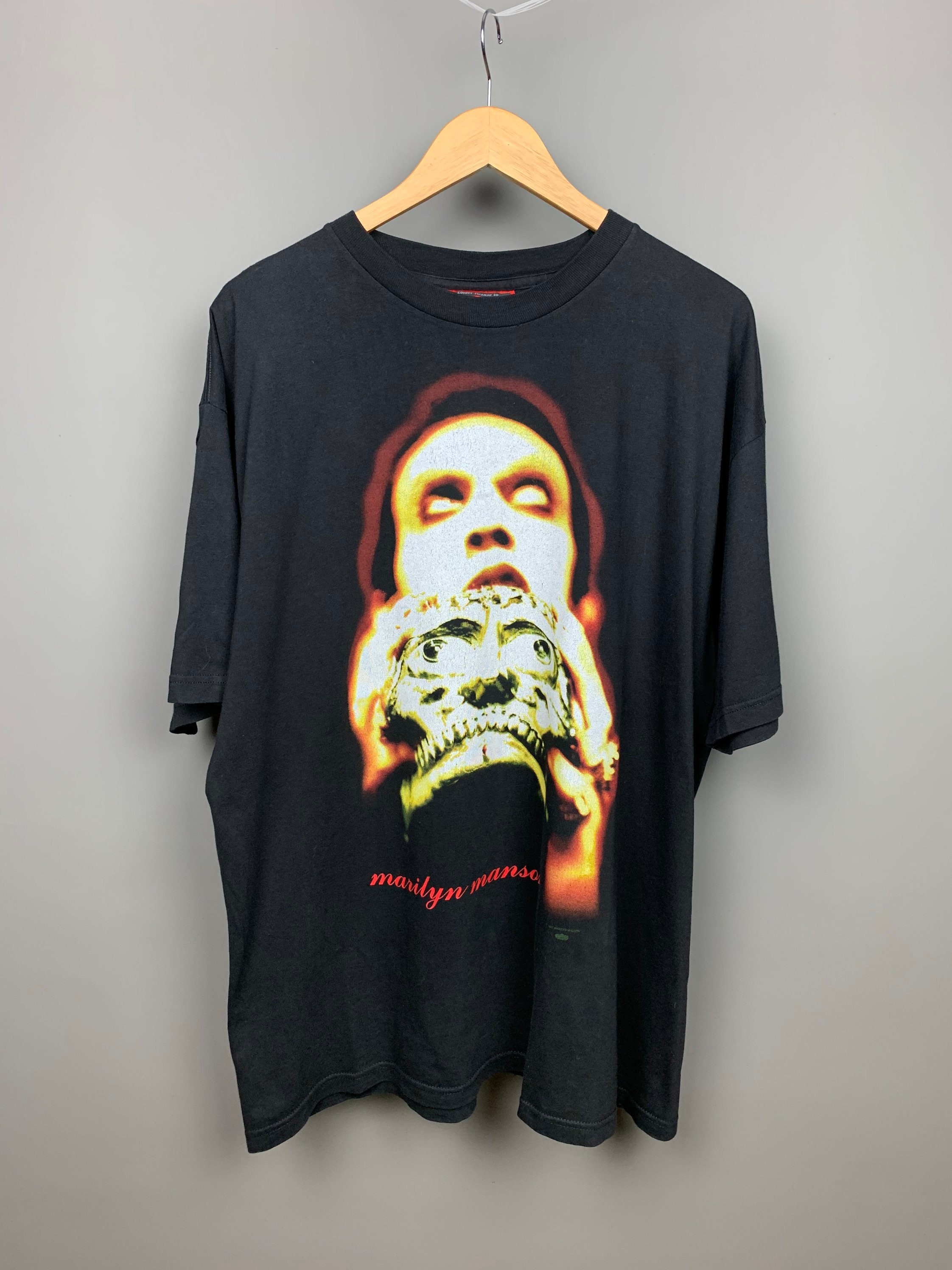 MARILYN MANSON 1997 ANTICHRIST Vintage Metal T-shirt / Rare MARILYN MANSON 1997 ANTICHRIST Vintage Metal T-shirt / Rare