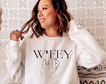 Wifey Jumper, Wife Sweatshirt, Funny bride gifts, Funny bride Jumper, Gifts for Wife, Wifey Gifts, Gift for the bride, wedding gifts