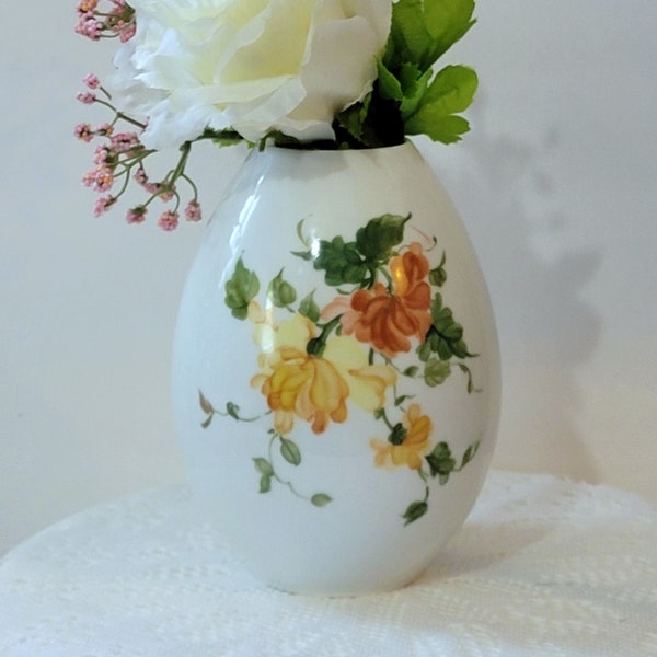 1970s Kaiser Lauriane Vase, Kaiser West Germany Vase, Vintage Porcelain Vase, Floral Pattern Vase, Vintage Kaiser Vase, (See Description)