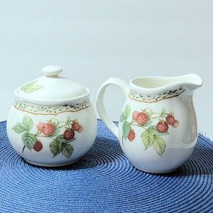 1990s Noritake Berry and Plum Pattern Sugar Bowl and Creamer, Vintage Noritake Gourmet Harvest Sugar Bowl Set, Noritake Lanka, *Description