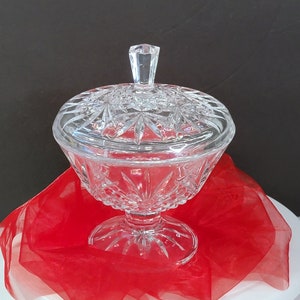 1990s JG Durand Cristal D&#39; Arques Candy Bowl, Pedestal Candy Bowl, Vintage Candy Dish, Vintage Crystal Compote with Lid, (See Description)