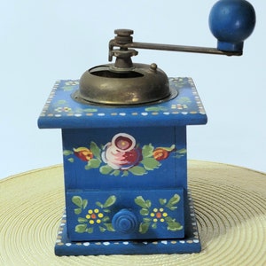 Mid-century Wood and Metal Coffee Grinder Box, Hand Painted Manual Coffee Grinder, Vintage Coffee Mill, Coffee Bean Grinder, *Description