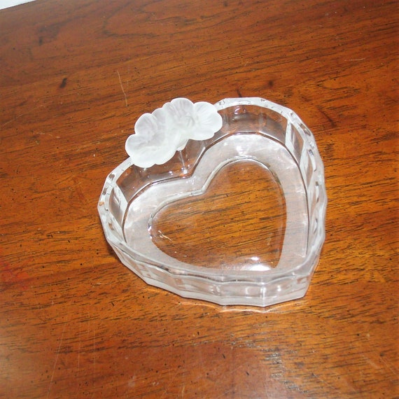 Vintage Heart Shaped Trinket Dish with Applied Fl… - image 3