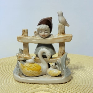 Mid-century Artmark Dutch Girl at Fence with Geese Ceramic Figurine, Vintage Country Girl with Geese Figurine, Vintage Artmark, Description