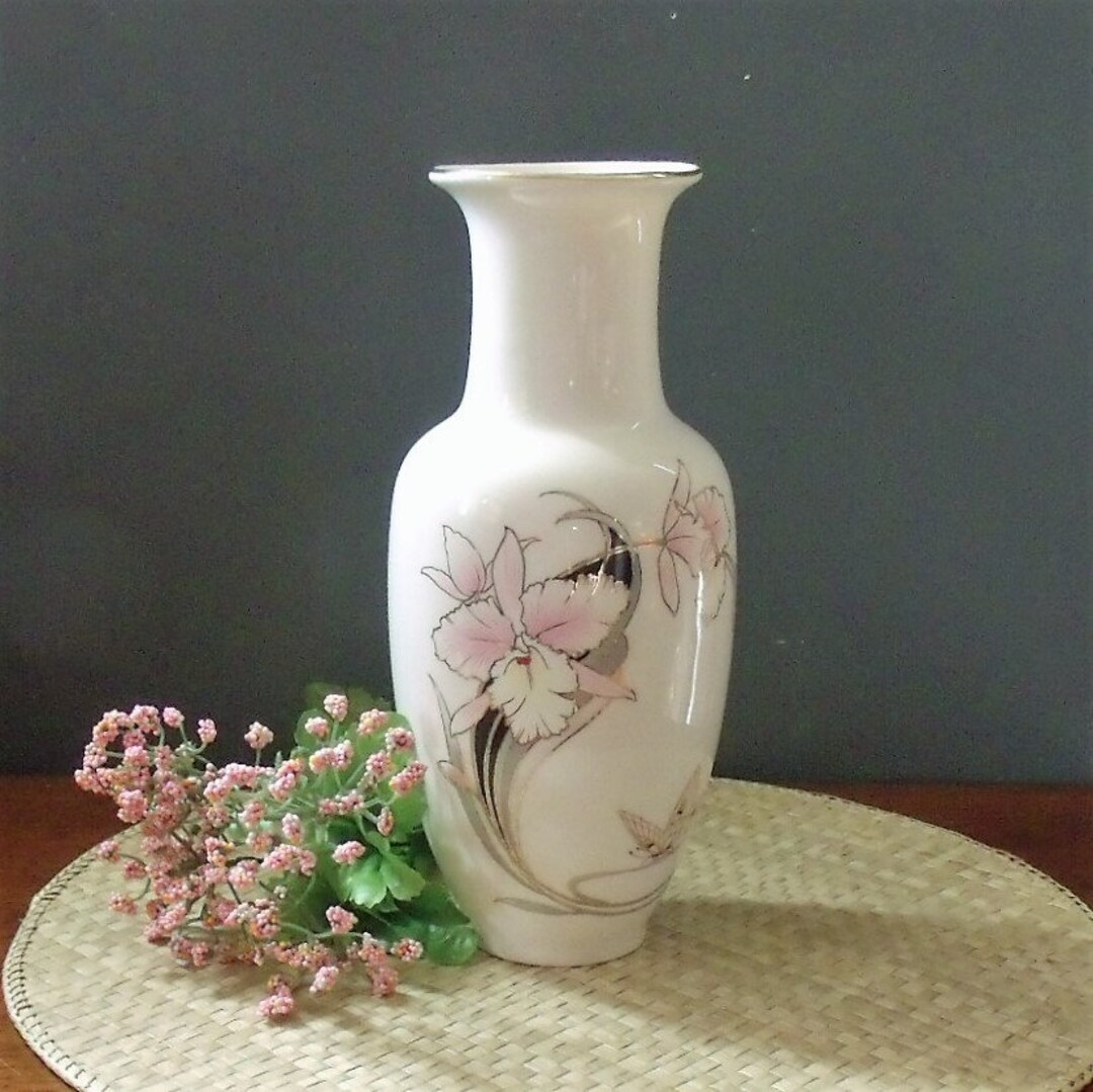 Iris Pattern Vase, Japanese Fine China Vase, Iris With Butterfly Vase