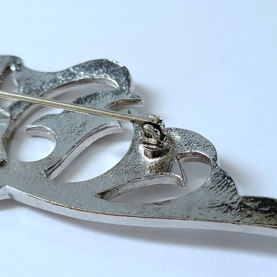 Vintage Ginnie Johansen Brooch, Silver Tone Dolph… - image 5