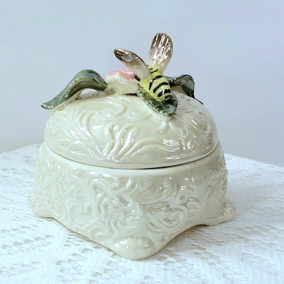 1970's Lustreware Trinket Dish, Bee On Rose Ceram… - image 2