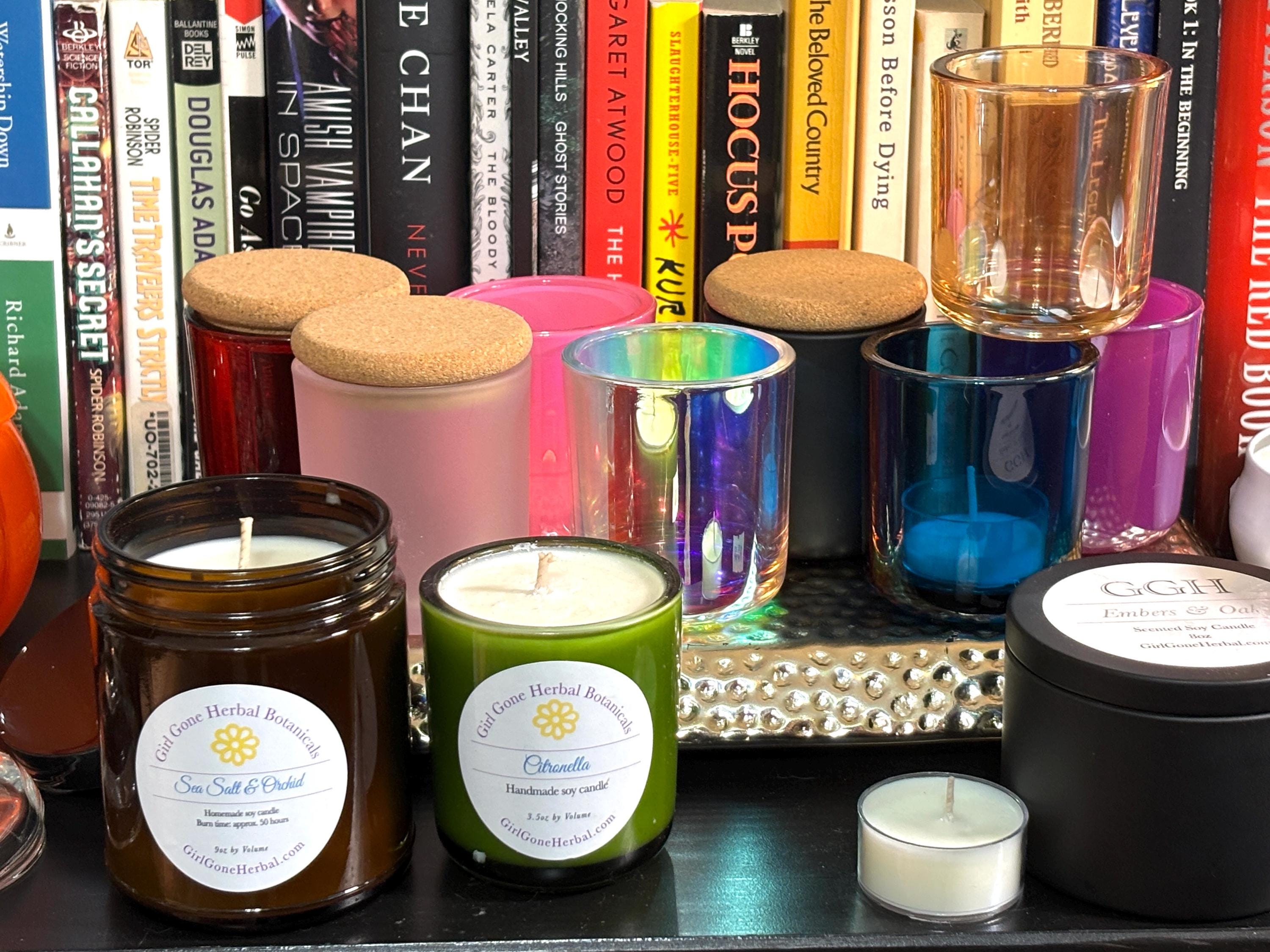 BeeTheLight – 12 Candele Votive In Pura Cera D'Api – Fatte A Mano USA – Aroma Naturale Di Miele – 4x4 Cm – Confezione Regalo Ecologica