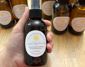 Bathroom Clean Room Spray with Cinnamon and Cloves Essential Oils, Spice Room Mist Spray, Bath & Body Mist, Scented Home Fragrance Mist