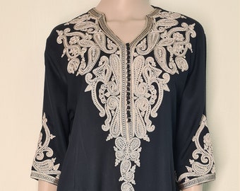 Dishdasha female shop