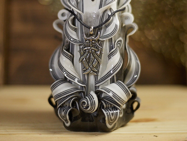 Wikinger-Geschenk für den besten Mann geschnitzte Kerze | Etsy