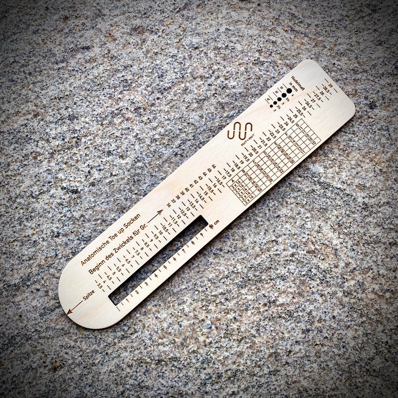 Duit & Knit sock ruler, 2 sizes, tables for the stitch cast on, scale for stitch sample and needle size, made of wood now in a new design image 4