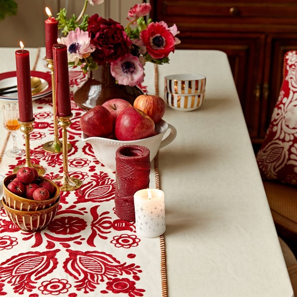 Christmas Red White Embroidery Cotton Thread Table Runner