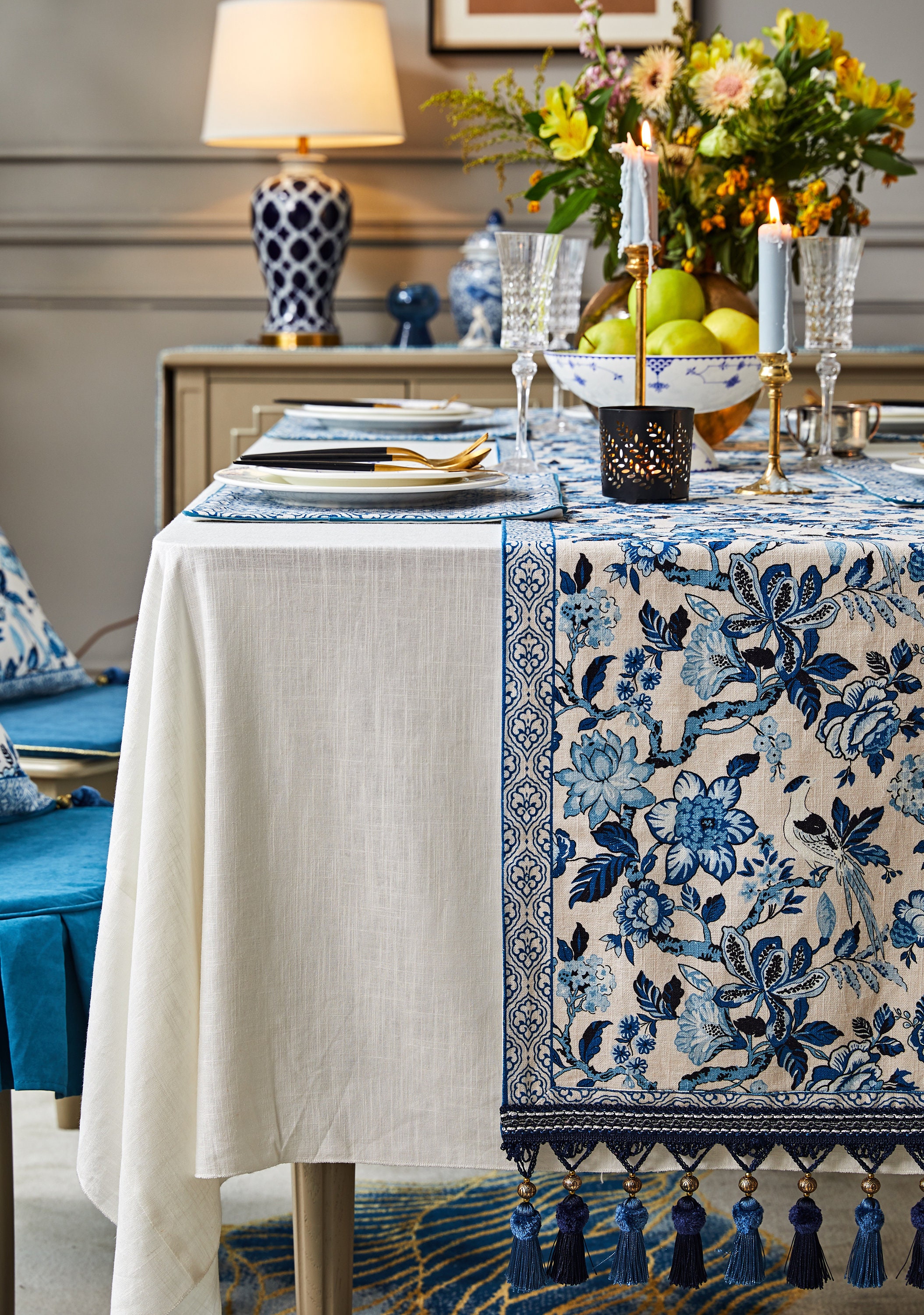 Blue and White Porcelain Pattern Cotton Linen Table Runner