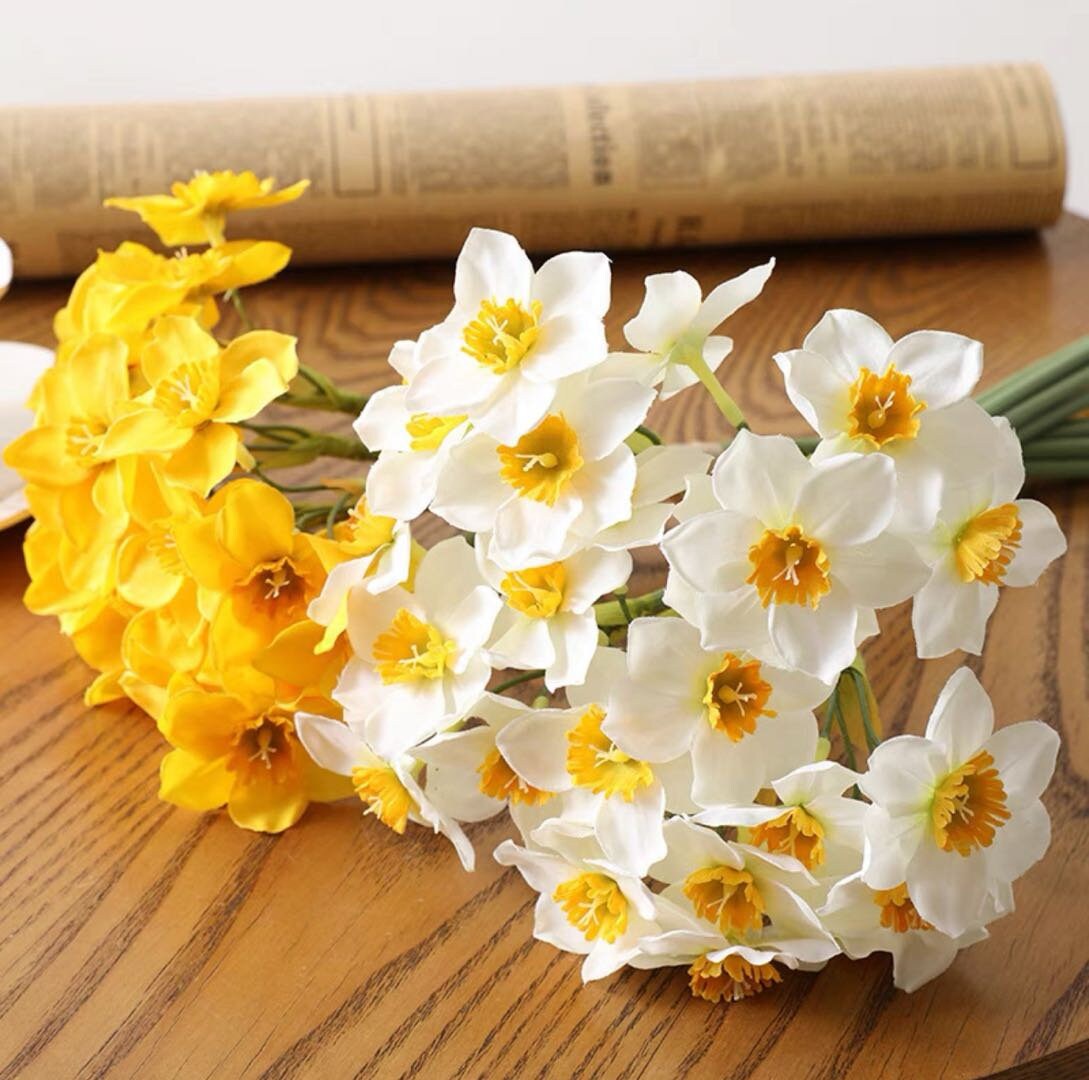 Buy Daffodil Bouquet Online In India - Etsy India