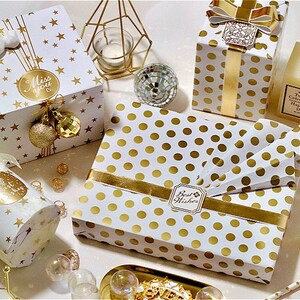 Wrapping Paper : Coated Paper  With Gold Pattern On White Background  ,  Gifts Packing ， 20“ x 28”  ( 50 x 70 cm )