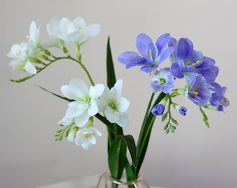 25.2"(Overall length)3D Printing Real Touch Freesia Artificial Faux Flower Home Decor Flower in 3 Colors For Bouquet , wedding