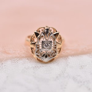 Vintage Art Deco 14K Yellow Gold & Platinum Filigree Diamond Shield Style Ring image 1