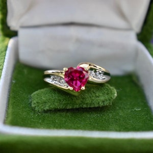 Vintage 10K geelgouden imitatie robijn en diamanten ring