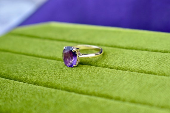 14K Yellow Gold Vintage Solitaire Amethyst Ring - image 2