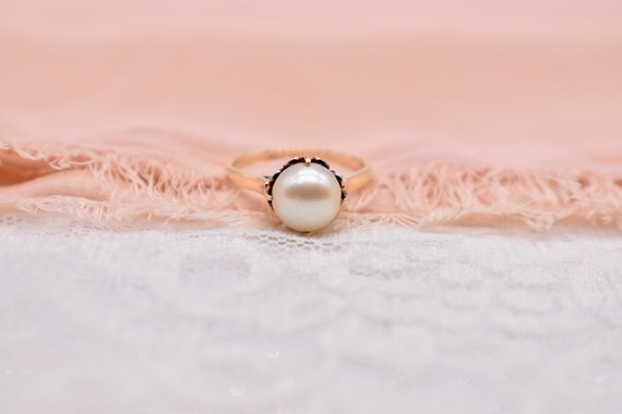 14K Yellow Gold Vintage Pearl Solitaire Ring - image 1