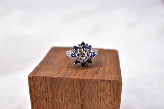 14K White Gold Vintage Sapphire & Diamond Cocktai… - image 4