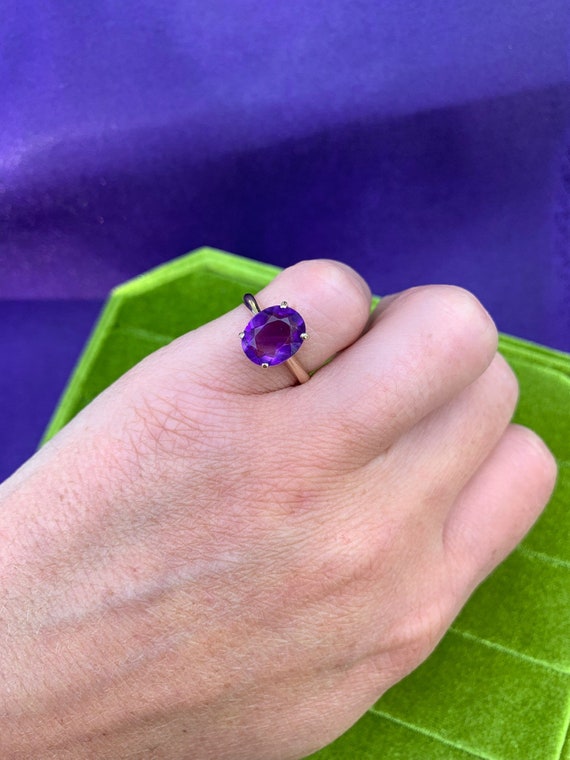 14K Yellow Gold Vintage Solitaire Amethyst Ring - image 8