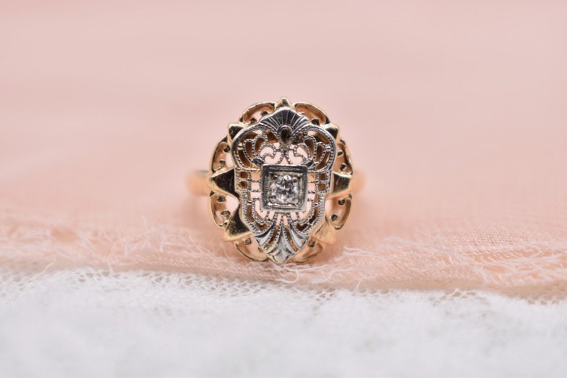 Vintage Art Deco 14K Yellow Gold & Platinum Filigree Diamond Shield Style Ring image 6