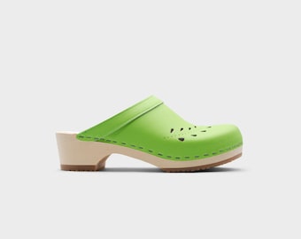 VERKA Clogs | Swedish Wooden Clogs for Women | Blomma | Women Low Heel Shoes | Leather Clogs | Queen Green