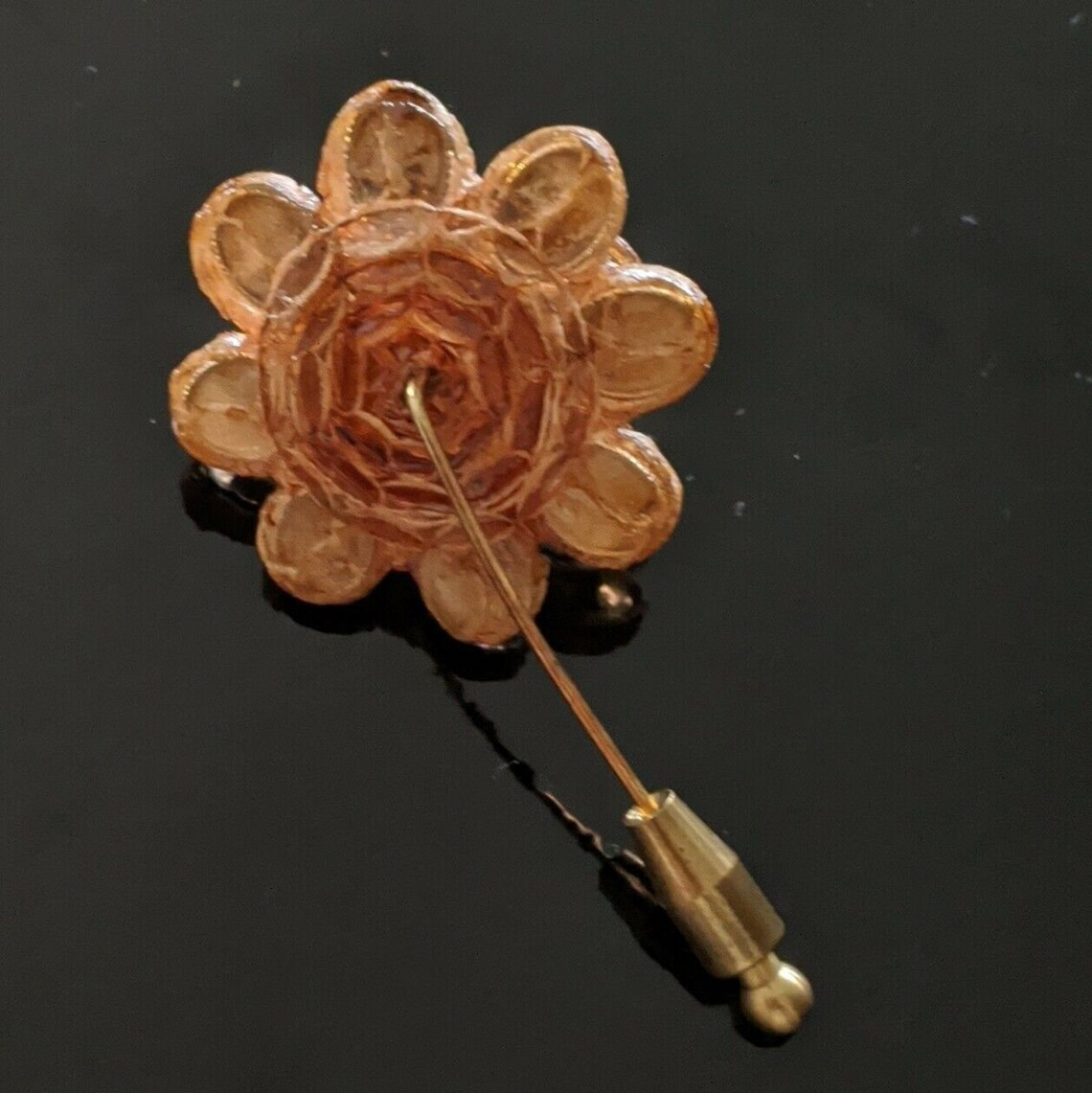 Belle Broche Vintage En Talosel Avec Cabochons Orange - Style Line Vautrin Ou élève