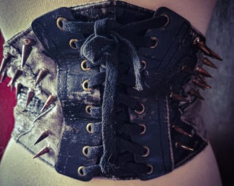 Rusted Spiked Waist Cincher