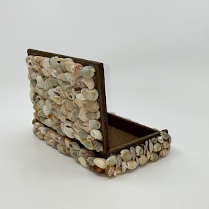 Vintage Seashell Trinket Jewelry Box
