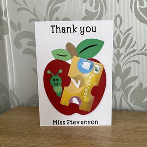 Carte de remerciement personnalisée faite main pour professeur avec porte-cartes cadeau.