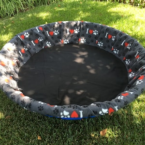 MEDIUM Fleece Whelping Pool Box Bed Cover - I Love Paw Prints Hearts with Black Bottom - Puppies Litters