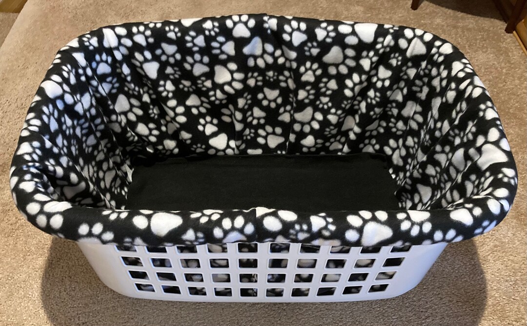 Whelping Laundry Basket Liner ONLY for Litters White Paws on Black With