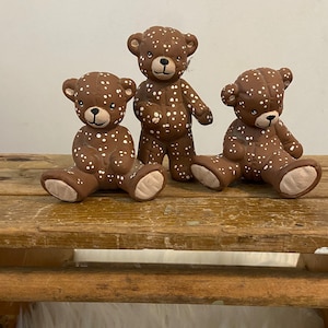 Vintage ceramic Bears set of 3