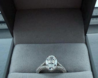 Split-Shank Engagement Ring Lab Diamond Oval Cut 14K/18K Solid Gold/Platinum