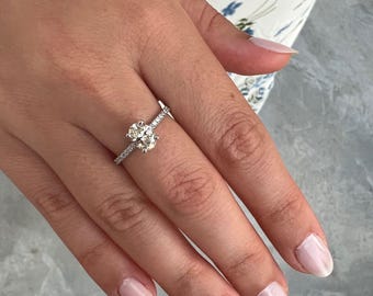 Solitaire Engagement Ring Oval Cut Natural Diamond 14K/18K Solid Gold/Platinum