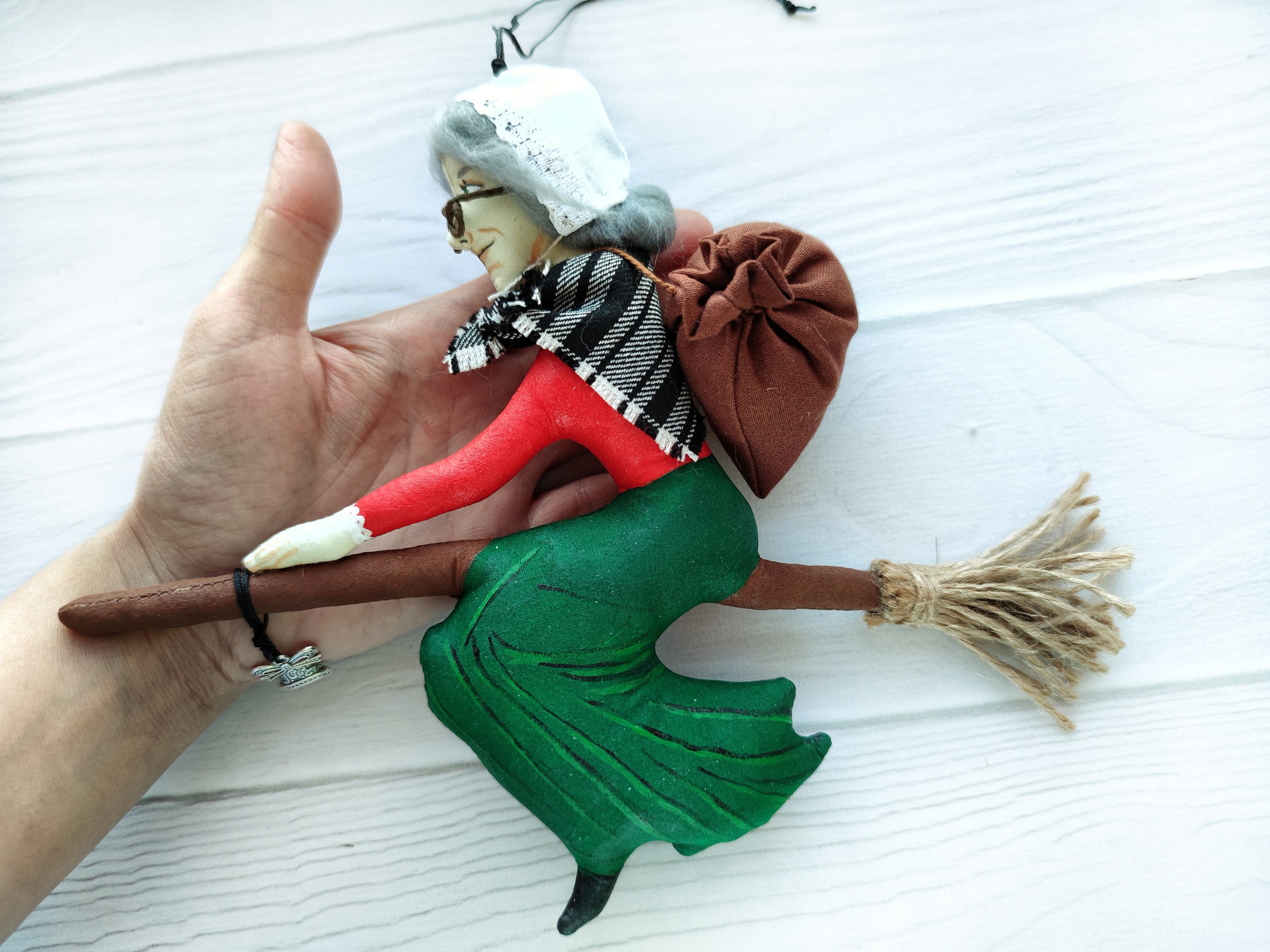 22 Epifany - Befana ideas  witch, witch doll, halloween doll