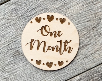 Wood Baby Milestone Cards Discs Baby Photo Props Wooden Milestone Marker Monthly Milestones Pregnancy Milestones Monthly Milestone Markers